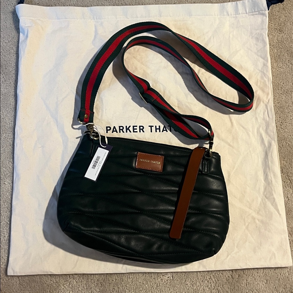 NWOT Parker Thatch Bella Clutch in Hunter Green. Strap not included.